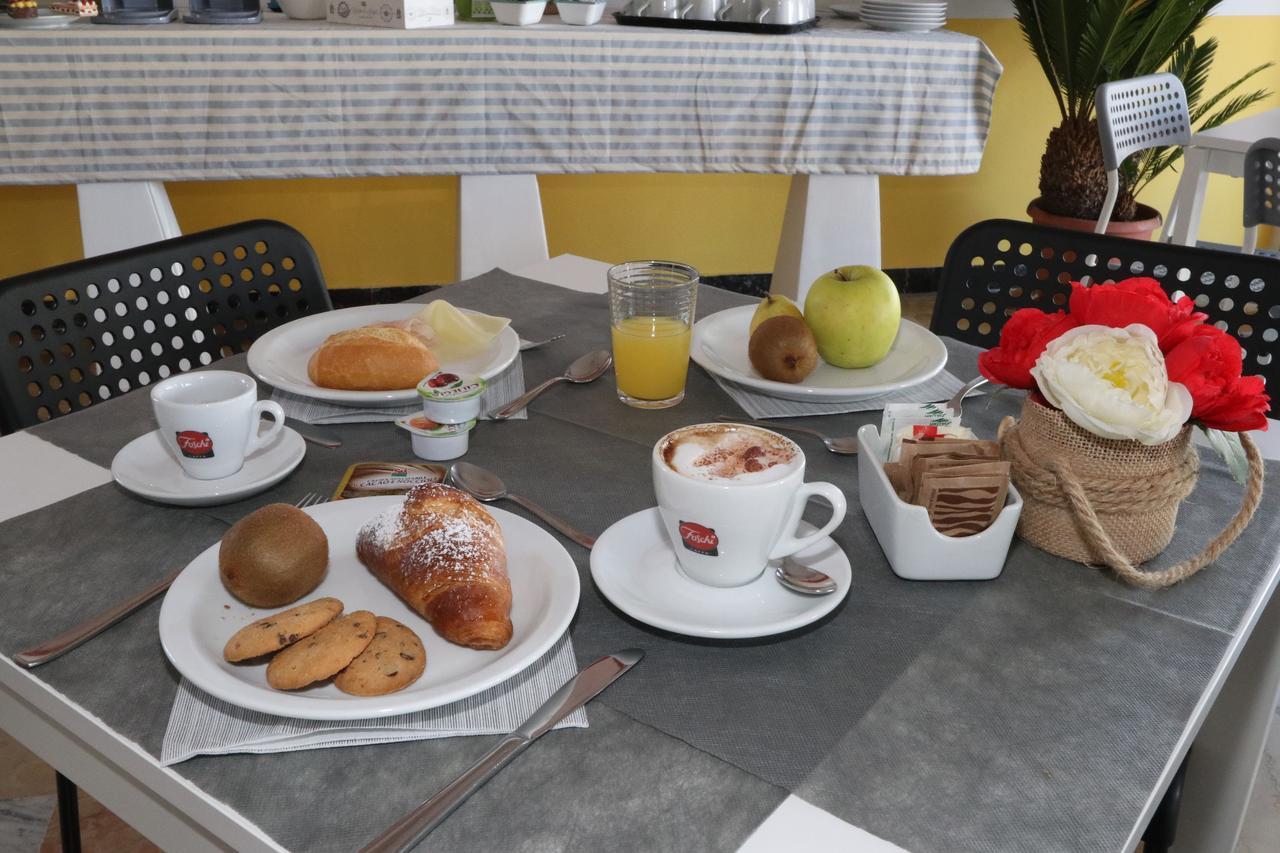 Hotel Urano Cattolica Eksteriør bilde