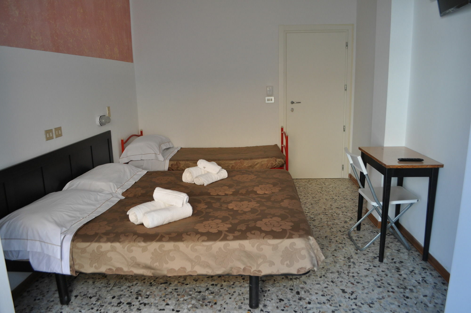 Hotel Urano Cattolica Eksteriør bilde